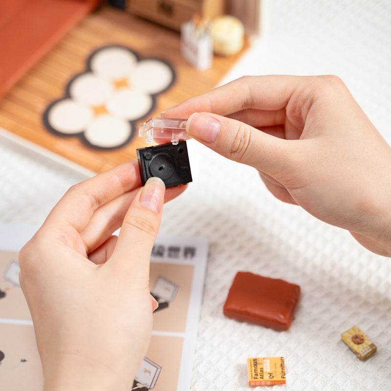 Cozy Living Lounge - DIY Miniature House - PuzzleWunder