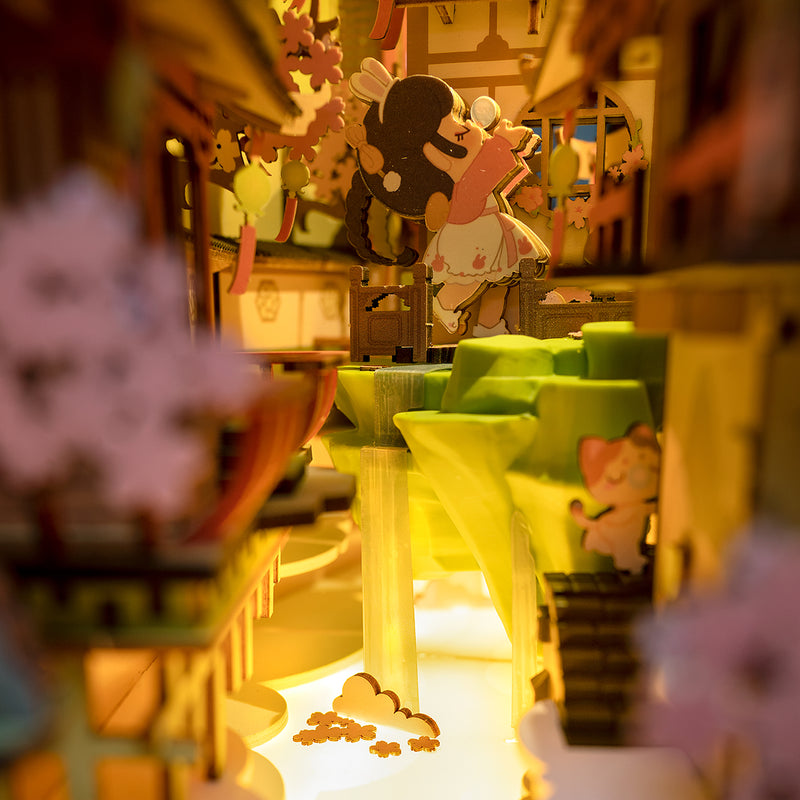 Falling Sakura - DIY Book Nook