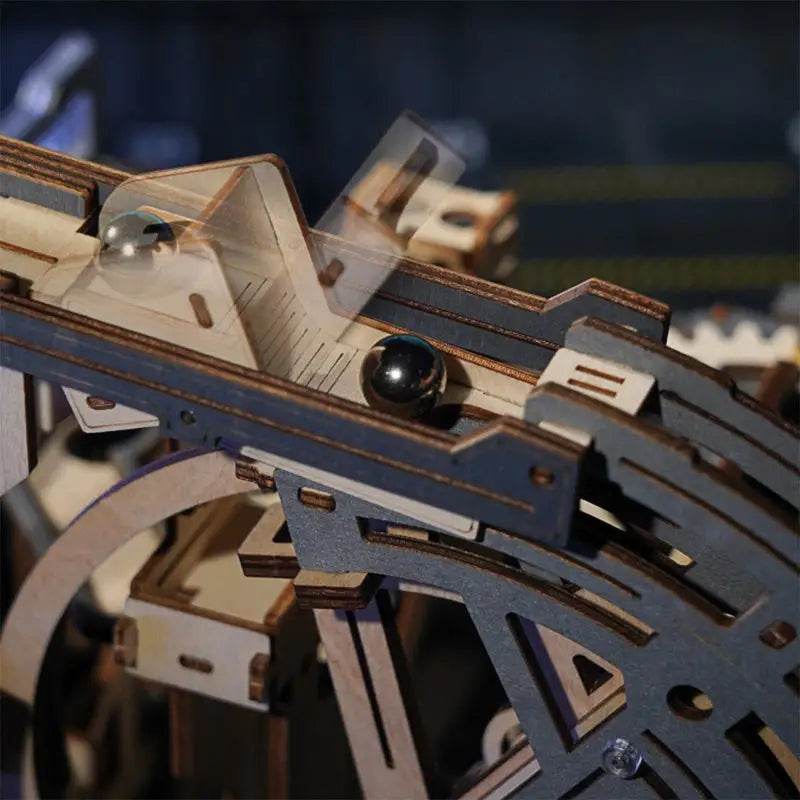 Marble Spaceport - Marble Run Kit - PuzzleWunder