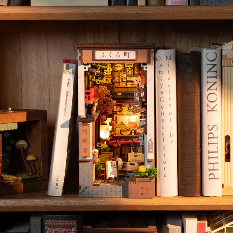 Sakura Wine Alley - DIY Book Nook - Book Nook